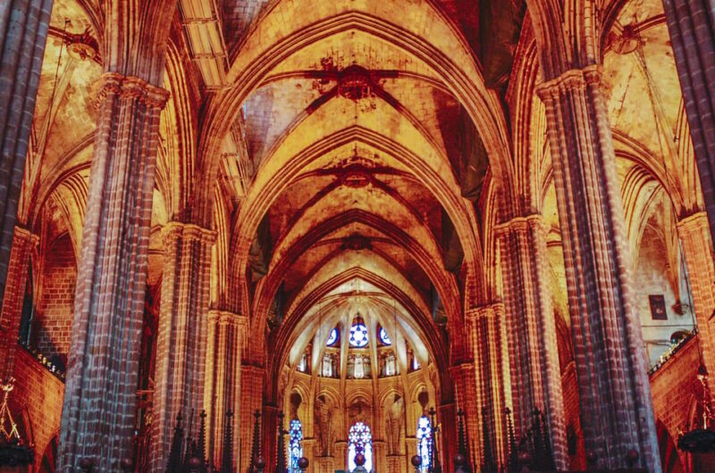 Barcelona Old Town and Gothic Quarter Walking Tour - Exploring Barcelona Cathedral’s Gothic Architecture