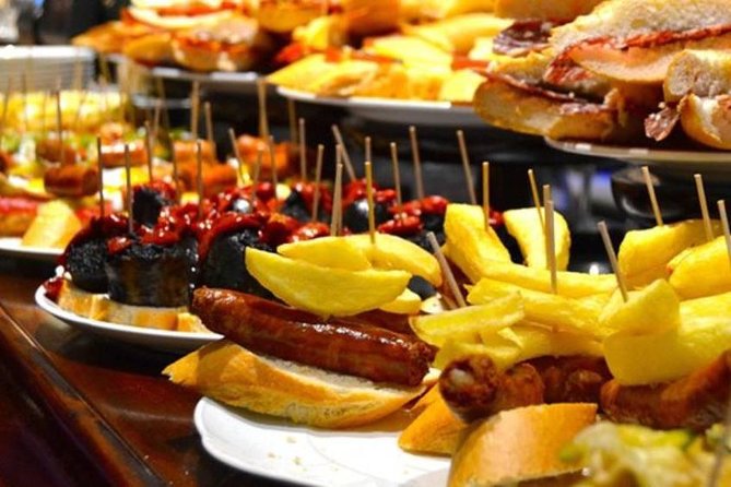 Barcelona Old Town Night Small Group Tour with Tapas & Flamenco - Physical Requirements and Accessibility