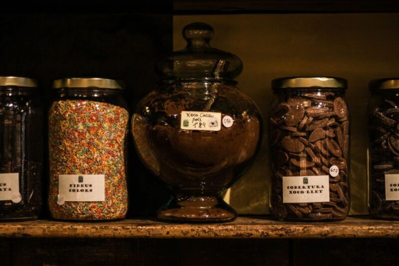 Barcelona: Old Town Tapas & Paella Food Tour with 8 Tastings - The Secret Dish: A Surprising Finish