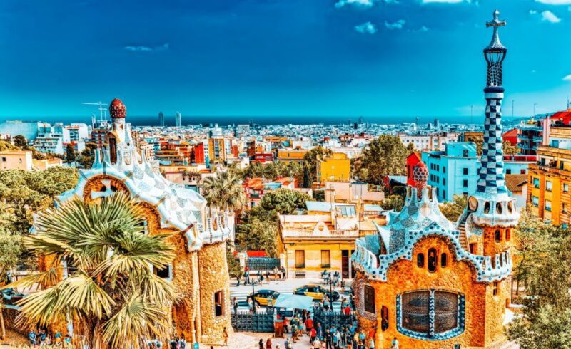 Barcelona Old Town Tour with Family-friendly Attractions - The Port and the Columbus Monument