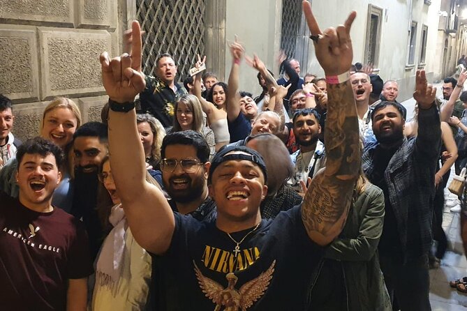 Barcelona: Original Pub Crawl - The First Stop: The Refreshing Atmosphere of Milan’s Cocktail