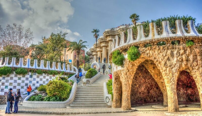 Barcelona: Park Güell Guided Tour - Comparing Similar Experiences