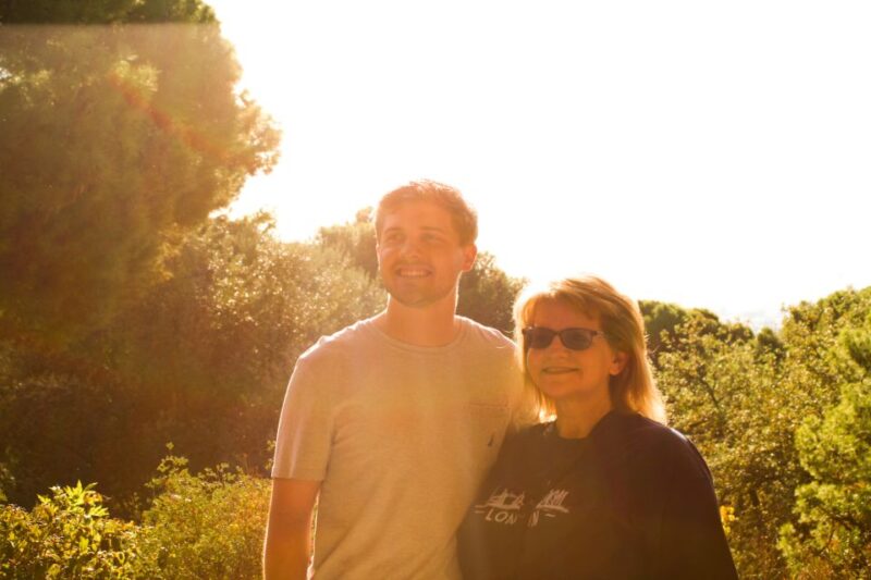 Barcelona: Park Güell & La Sagrada Familia Tickets and Tour - Experience the Best of Gaudí’s Architecture in a 4-Hour Tour