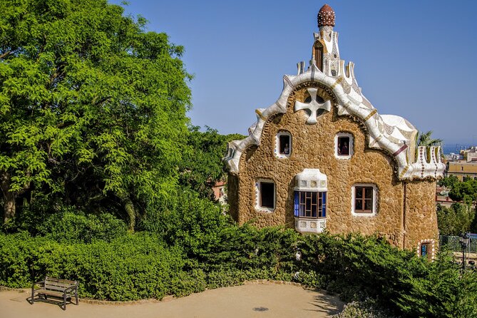 Barcelona Park Guell Private Tour - The Expertise of the Guide