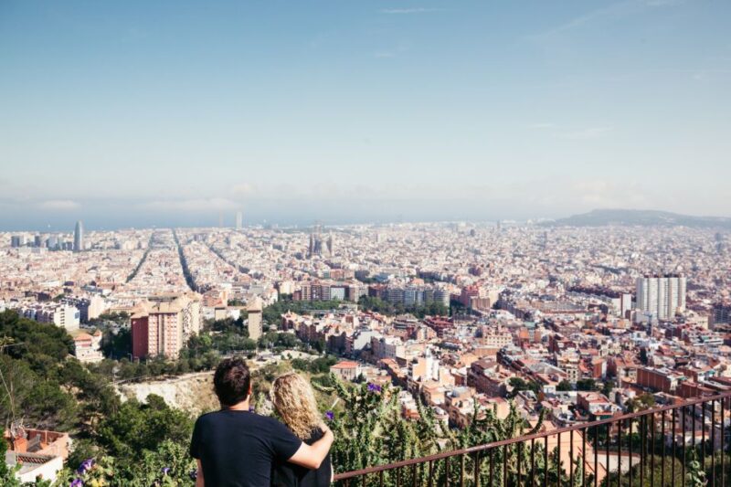 Barcelona: Personal Travel & Vacation Photographer - The Beauty of Candid, Contemporary Photography