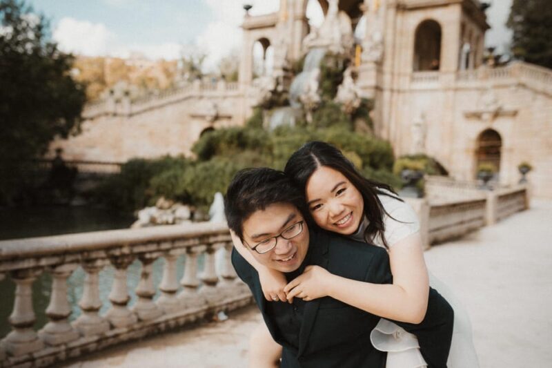 Barcelona: Photo Shoot + Exclusive Video of the Best Moments - Key Points