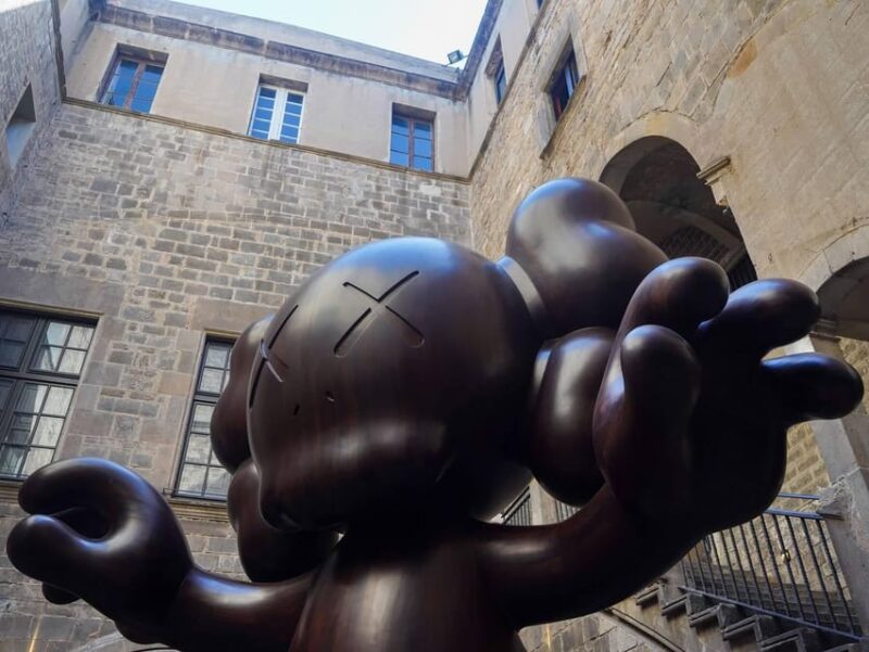 Barcelona: Picasso Museum Tour with Moco Museum Ticket - Inside the Picasso Museum: What Youll See