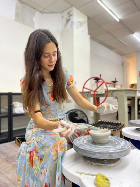 Barcelona: Pottery Wheel Class for Beginners - The Studio Location and How to Confirm Your Attendance
