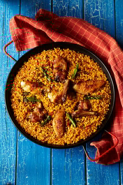 Barcelona: Premium Tapas & Paella Cooking Class - Flexibility with Dietary Restrictions and Pacing