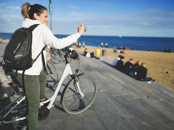 Barcelona Private Bike/eBike Tour & Sagrada Familia Tickets - Gothic Marvels: Barcelona Cathedral and Santa Maria del Mar