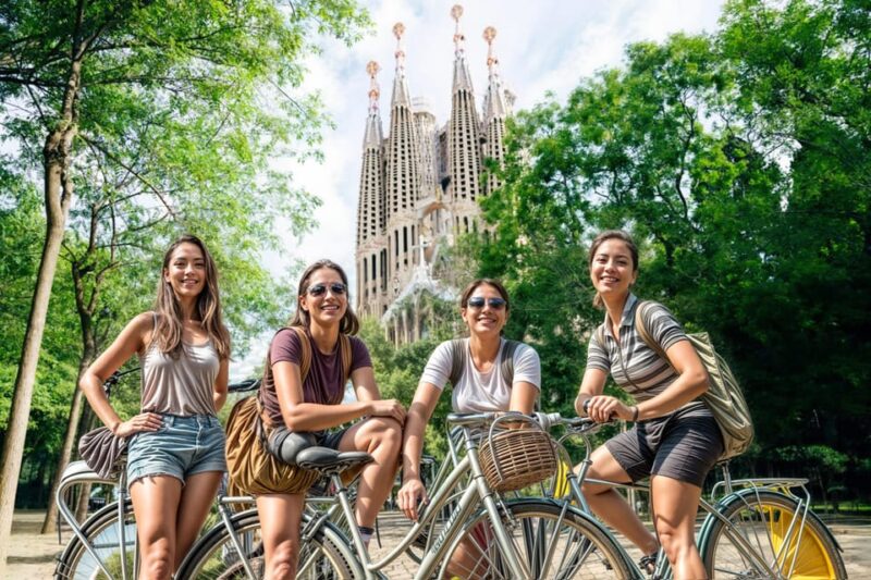 Barcelona: Private Bike/eBike Tour & Sagrada Familia Tickets - Discover Gaudi’s Masterpieces and Green Spaces on a Private Bike Tour