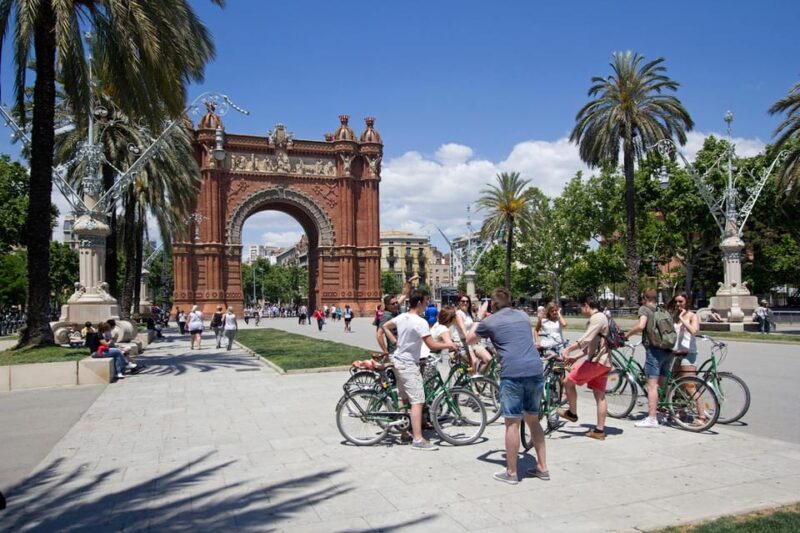 Barcelona: Private Bike/eBike Tour & Sagrada Familia Tickets - Practical Tips for a Smooth Ride