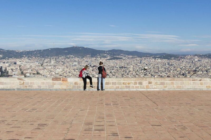 Barcelona: Private City Sights Tour, Including Cable Car - Montjuïc Mountain and Scenic Cable Car Ride