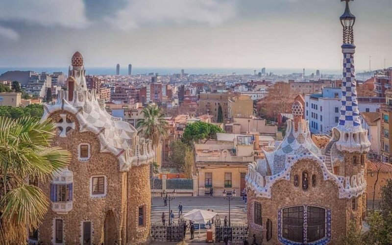 Barcelona Private City Tour: Sagrada Familia & Highlights - Visiting Montjuic’s Iconic Views and The National Palace
