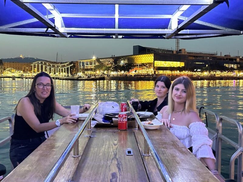 Barcelona: Private Evening Cruise with Dinner and Drinks - Accessibility and Private Group Options