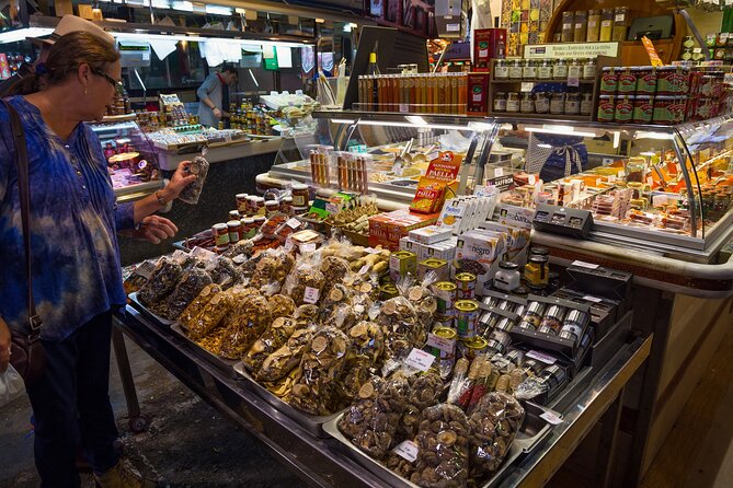 Barcelona Private Food Tour: Boqueria & Old Town's Markets - The Cultural Significance of Barcelona Cathedral