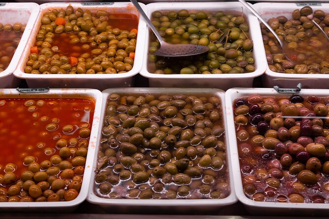 Barcelona Private Food Tour: Boqueria & Old Town's Markets - Curated Food Tastings and Local Recommendations