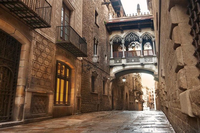 Barcelona Private Gothic Quarter Tour with Flamenco Show - Discover Barcelona’s Historic Heart and Flamenco Passion