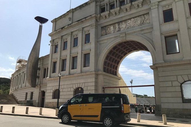 Barcelona Private Half-Day Sightseeing Tour in with Hotel Pick-up - Passeig de Gracia and Gaudí’s Architectural Masterpieces