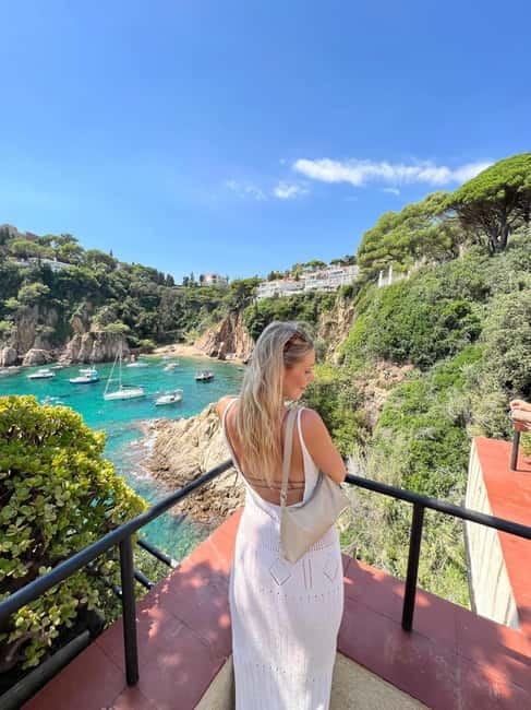 Barcelona: Private Marimurtra Botanical Garden & Blanes Tour - Exploring the Marimurtra Botanical Garden Above the Mediterranean