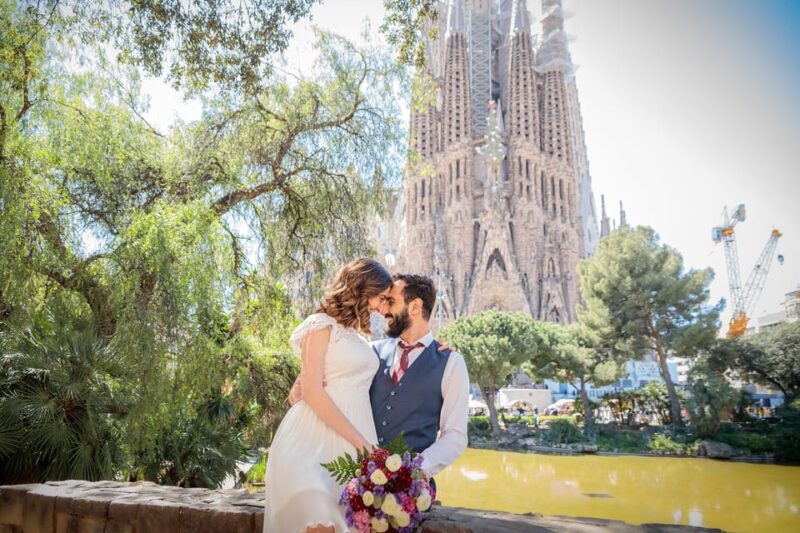 Barcelona: Private Photoshoot at Sagrada Familia - The Unique Appeal of a Private Photoshoot at Sagrada Familia in Barcelona