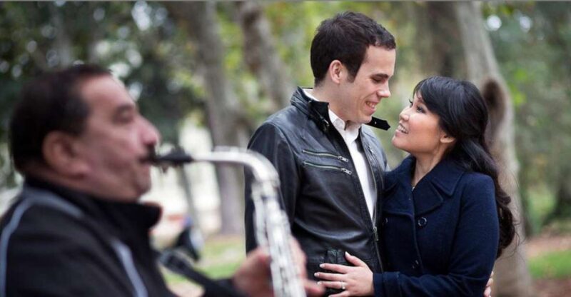 Barcelona Private Professional Photo Shoot with Options - Key Points