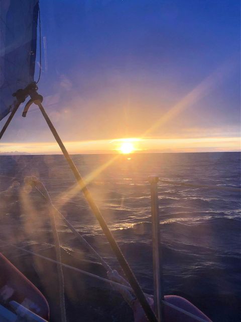 Barcelona: Private sailing experience, excursions lasting 2h - Practical Tips for a Smooth Sailing Experience