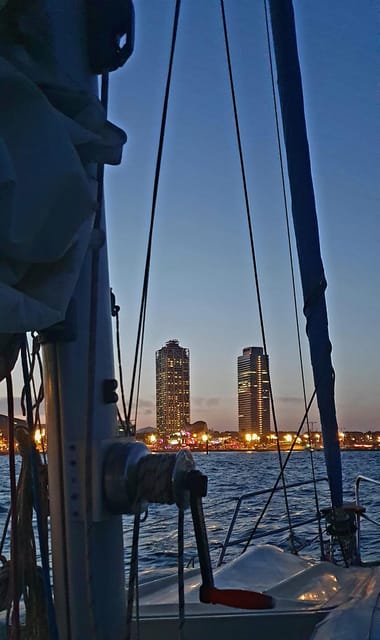 Barcelona: Private sailing experience, excursions lasting 2h - How to Book and Arrange Your Private Sailing Tour