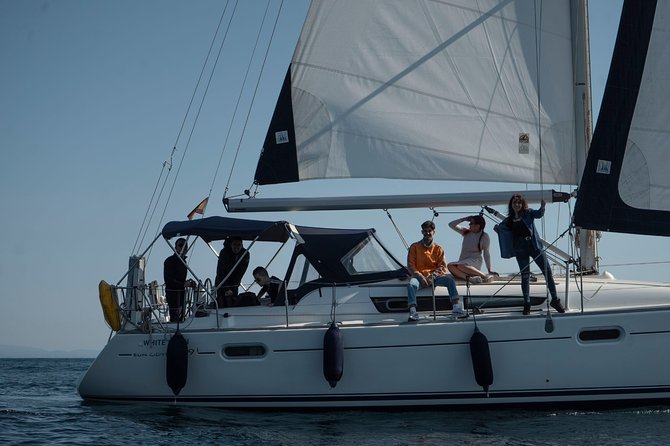 Barcelona Private Sailing Trip with Cava - What’s Included and What to Bring