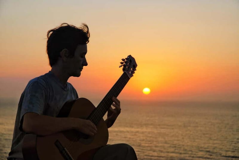 Barcelona: Private Sunset Sailing Trip with drinks/snacks - Key Points