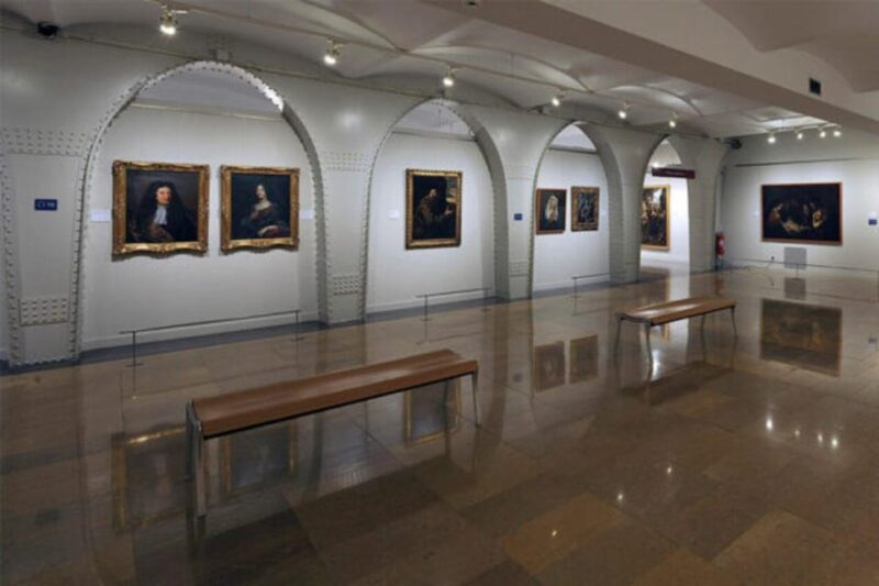 Barcelona: Private Tour Montserrat and Poblet Monasteries - Pickup and Transport: From Barcelona to Montserrat and Poblet