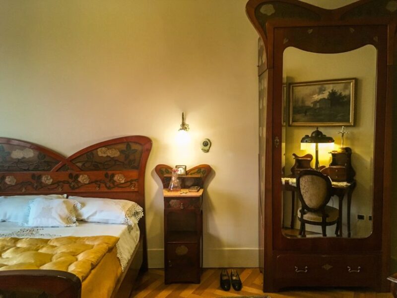 Barcelona: Private Tour of Casa Mila and Casa Vicens - Discover Catalan Modernism with a Private Tour of Gaudí’s Key Works in Barcelona