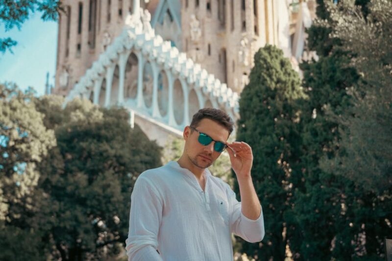 Barcelona: Professional Photoshoot Outside Sagrada Familia - How the Photoshoot Is Organized and Coordinated