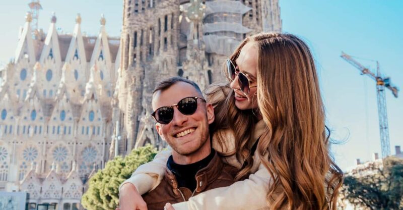 Barcelona: Professional Private Photoshoot - Capture Your Barcelona Visit with a Private Photoshoot