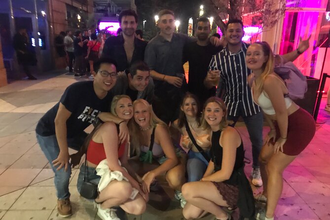 Barcelona Pub Crawl by KING -The Best Party tour & VIP Club Entry - Pacing and Group Dynamics: Suitable for Different Types of Nightlife Enthusiasts