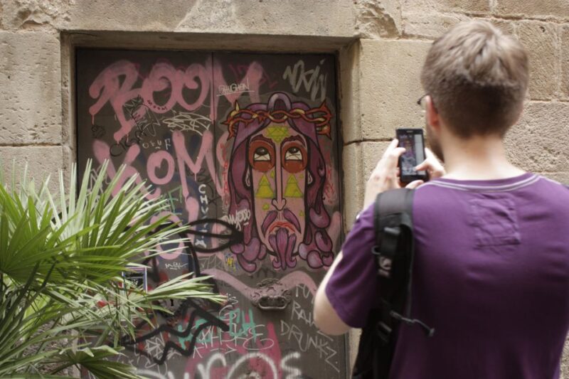 Barcelona: Raval Street Art and Graffiti Walking Tour - Exploring Barcelona’s Raval Neighborhood Through Street Art