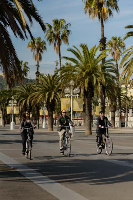 Barcelona: Rent Bike/E-Bike with Family  Explore Together - Key Points