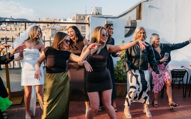Barcelona: Rooftop Salsa Class with Bottomless Sangria - The Rooftop Venue and Panoramic Views