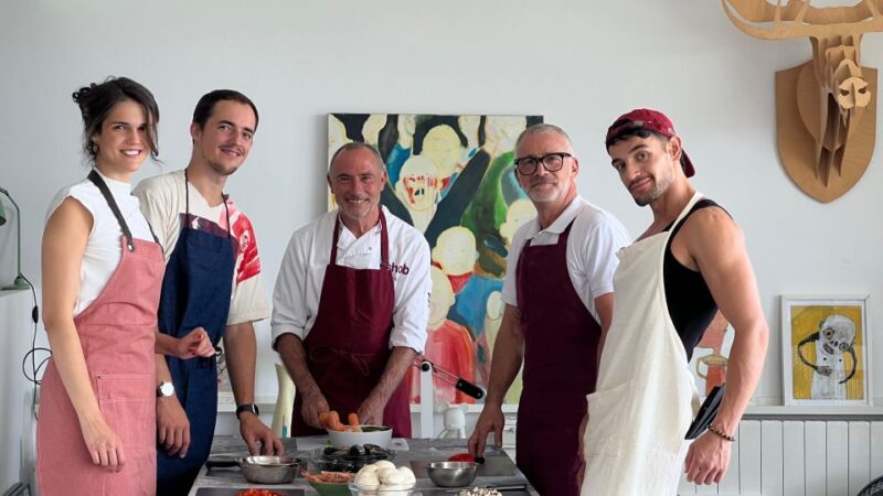 Barcelona: Rooftop Tapas and Sangria Class with a Chef - Key Points