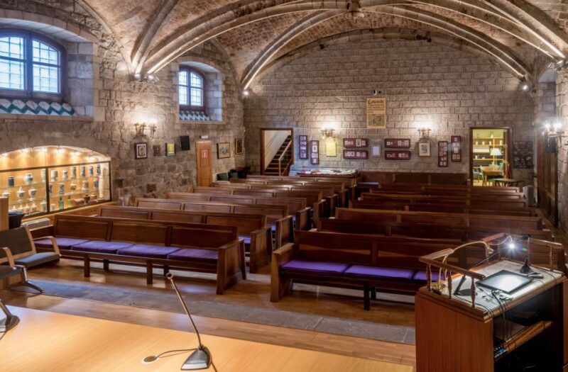 Barcelona: Royal Academy of Pharmacy of Catalonia Tour - Practical Details: Meeting Point and Accessibility