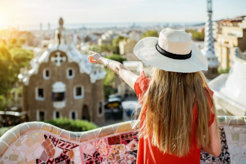 Barcelona: Sagrada Familia and Park Guell Full-Day Tour - Key Points