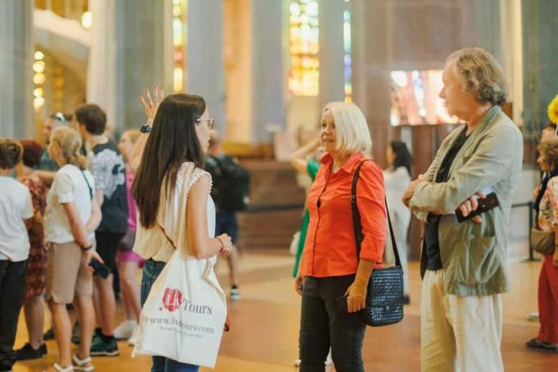 Barcelona: Sagrada Familia and Park Guell Highlights Tour - Frequently Asked Questions