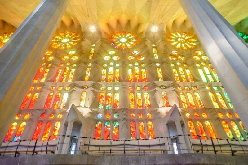 Barcelona: Sagrada Familia Fast-Track Guided Tour - The Construction and Ongoing Work