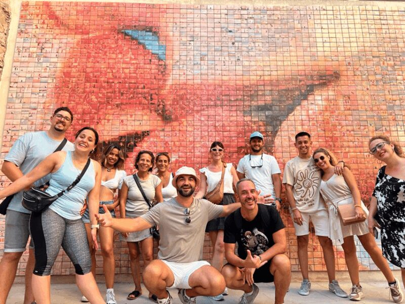 Barcelona: Sagrada Familia, Modernism, and Old Town Tour - Exploring the Sagrada Familia and Gaudí’s Urban Landscape