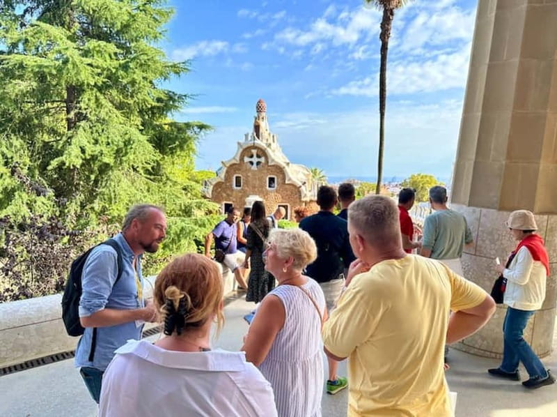 Barcelona: Sagrada Familia & Park Guell Tour with Transfer - Key Points