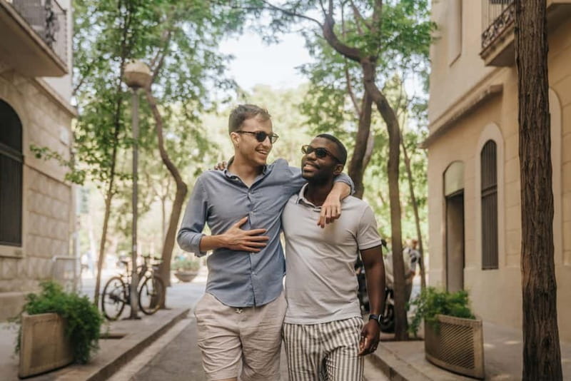 Barcelona: Sagrada Familia Photoshoot - Capture Unforgettable Barcelona Memories with a Sagrada Familia Photoshoot