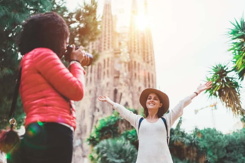 Barcelona: Sagrada Familia Photoshoot - What to Expect During the Photoshoot