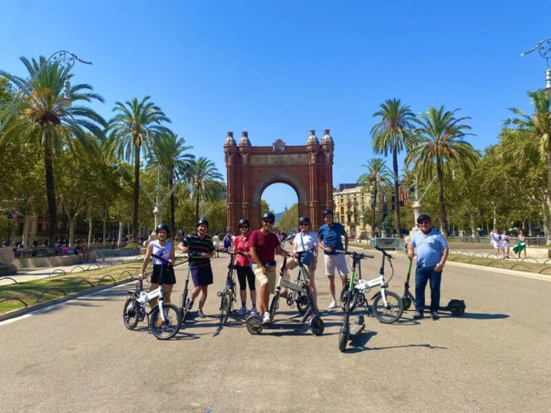 Barcelona: Sagrada Familia Private E-Scooter Tour - Small Groups and Flexibility with Vehicle Choice