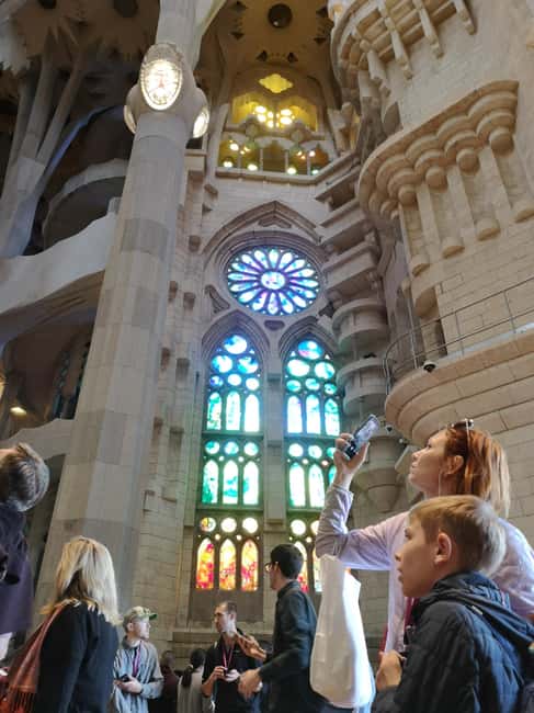 Barcelona: Sagrada Familia Private Tour with Official Guide - Inside Sagrada Familia: A Light-Filled Wonder