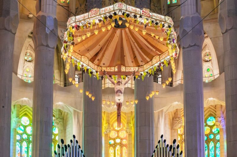 Barcelona: Sagrada Familia Skip-the-Line Entry Ticket & Tour - Discover the Sagrada Familia with Expert-Guided Skip-the-Line Access at $54